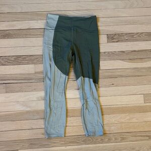 Lululemon Athletica Two-Tone Green and Gray Leggings